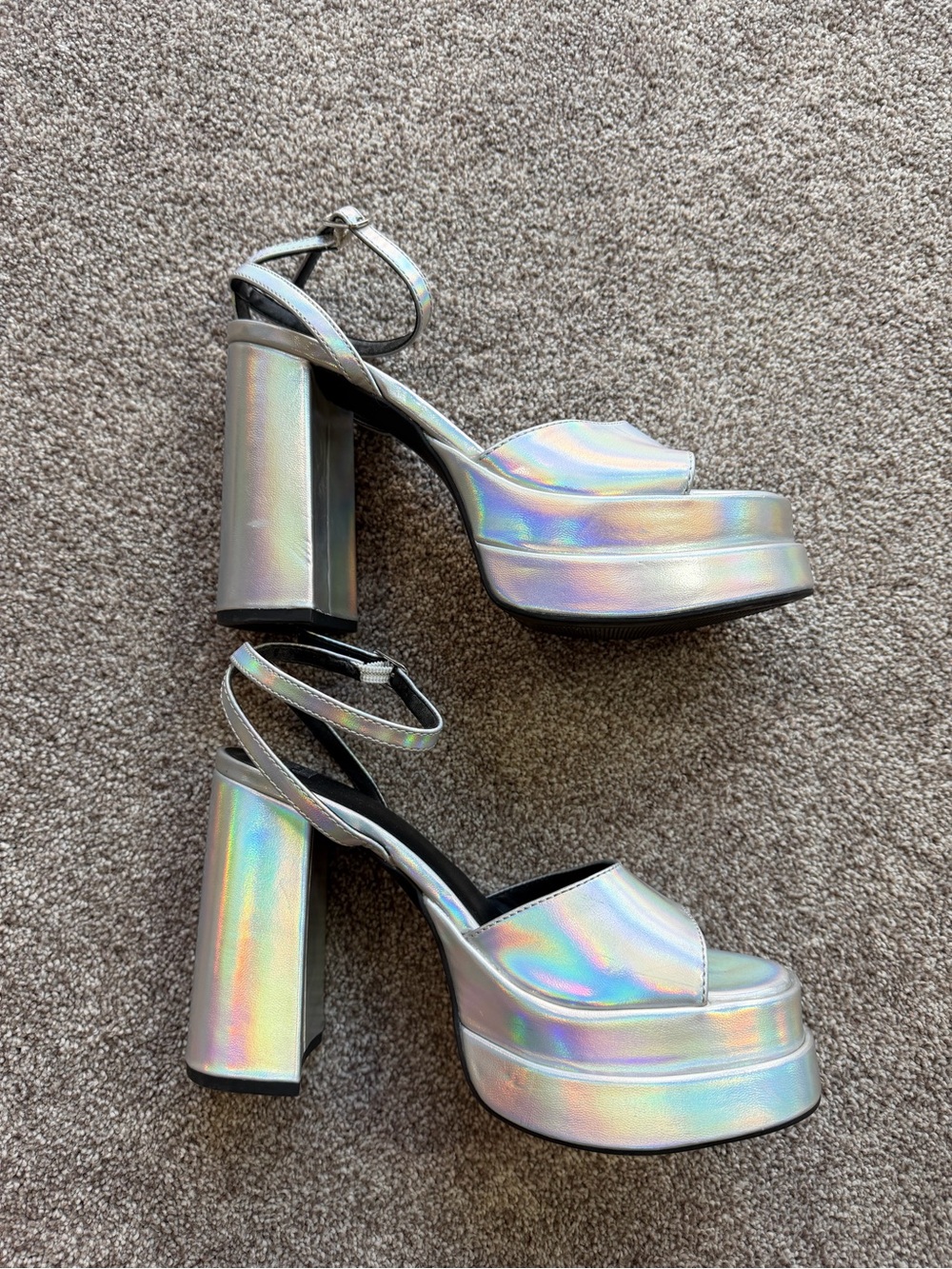 wild fable Iridescent Silver Metallic Holographic Platform Heel Sandals Y2K - Picture 6 of 13